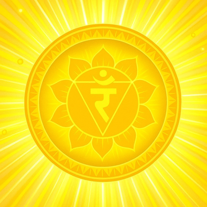 🌞 Маніпура — третя чакра сонячного сплетіння: камені, за що відповідає та як активувати?