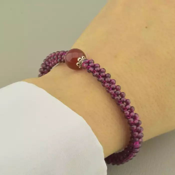 🏷️️ Браслет резинка Гранат, Сердолік 18 см. ss_103600