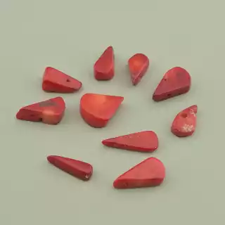 Кабошон Корал 14х7 мм.