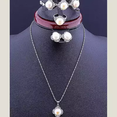 Набір (4предмети) Перли 40 см