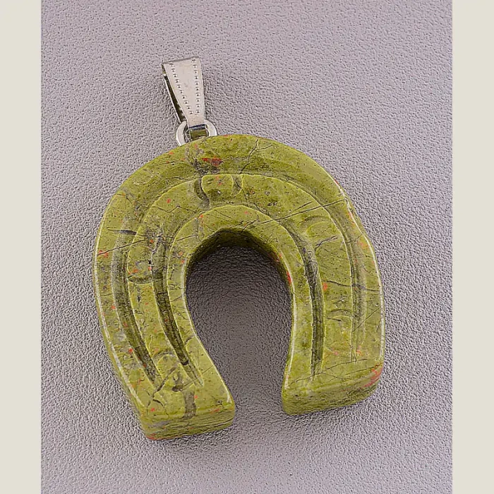 🏷️️ Кулон підкова Епидот 32х32х10 мм ss_15514
