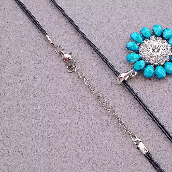 🏷️️ Підвіска квітка Стрази 46 см ss_15182