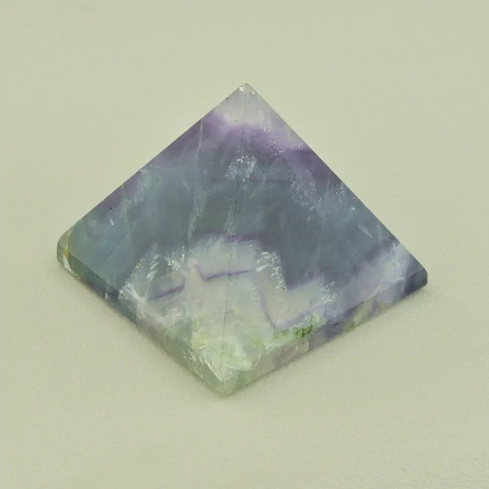 🏷️️ Піраміда Флюоріт 40х40 мм. ss_100335