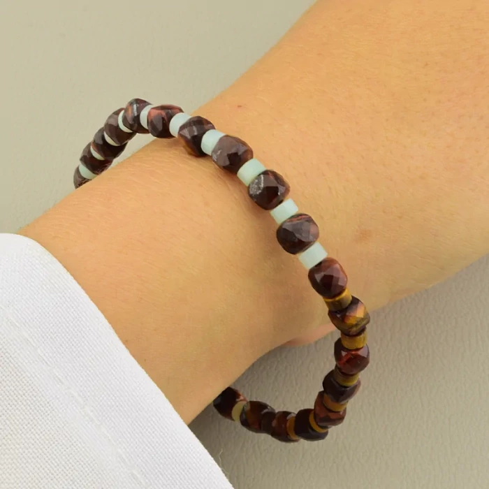 🏷️️ Браслет резинка Бичаче око, Тигрове око, Кварц (19 см, грані, бордовий, коричневий, блакитний) ss_104981