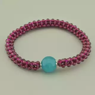 Браслет резинка Гранат Кварц 18 см.