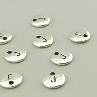 Кулон круглий літера J метал 10х10мм.