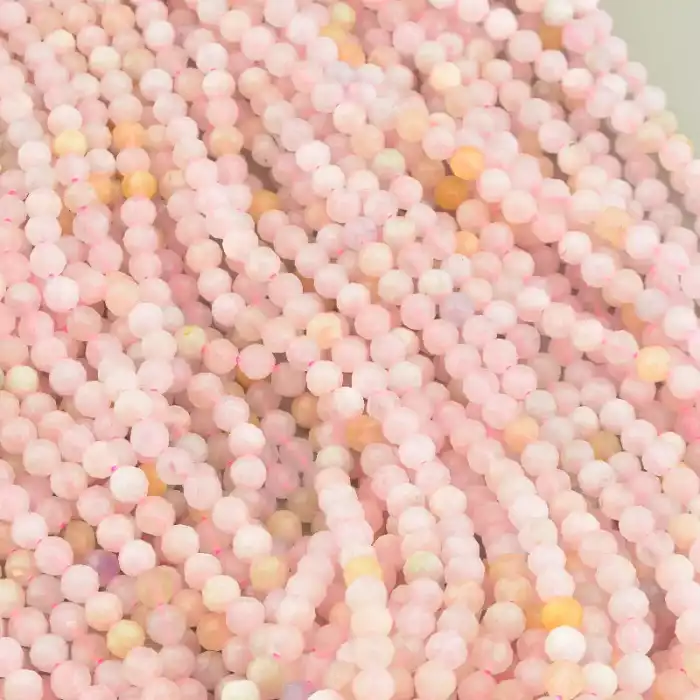 🏷️️ 🏷️️ Намистини Морганіт 39 см. 4 мм. (натуральне каміння, без застібки) ss_100672 ss_100672