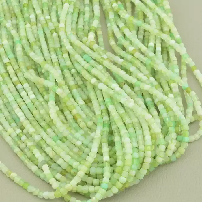 🏷️️ Нитка хризопраз (39 см, без замку, 2,5х2,5 мм, грань, зелений) ss_105196