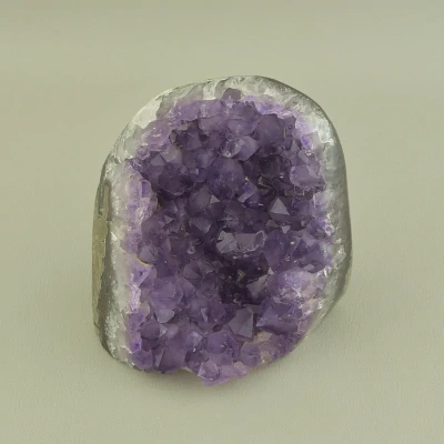 Зразок аметисту фіолетовий (100х90 мм)