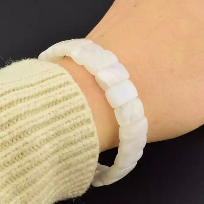 🏷️️ Браслет на резинці Місячний камінь 18 см ss_106523