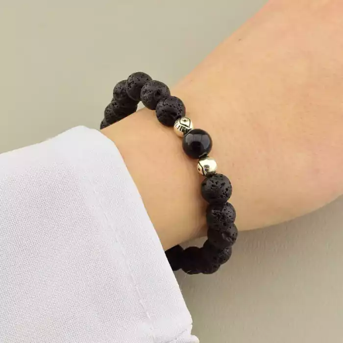 🏷️️ Браслет з лави (17 см, на резинці, чорний камінь в формі кульки) ss_104792