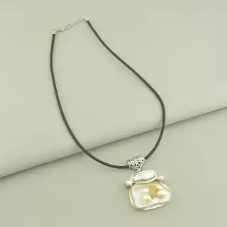 Підвіска Перли 48 см.