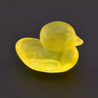 Мінерал флюорит качечка (40х25 мм)