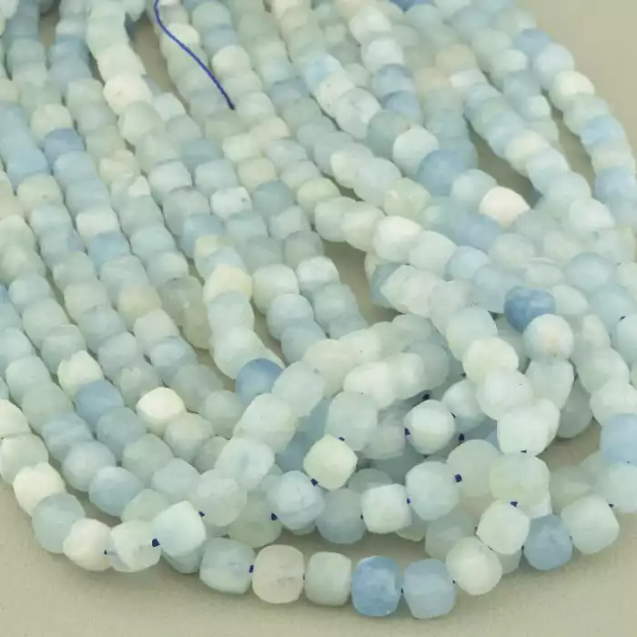 🏷️️ Нитка Аквамарин 38 см. (без застібки) ss_103438