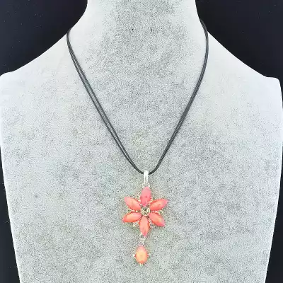 🏷️️ Підвіска квітка Стрази 46 см F-80848