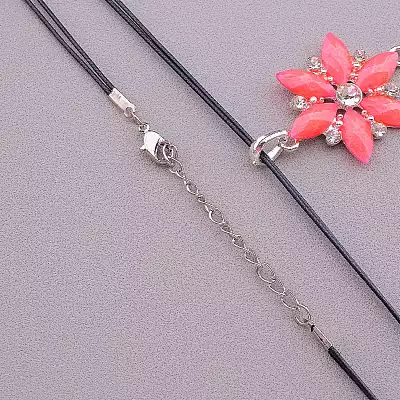 🏷️️ Підвіска квітка Стрази 46 см F-80848