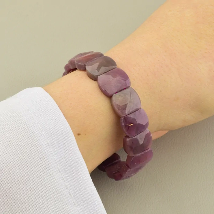 🏷️️ Браслет рубін (18 см, резинка, 12,5х10 мм, грань, рожевий) ss_105415