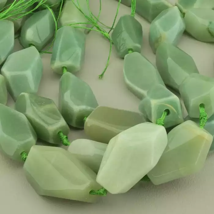 🏷️️ 🏷️️ Намистини Нефрит 42 см. на нитці (натуральне каміння, без застібки) ss_103029 ss_103029