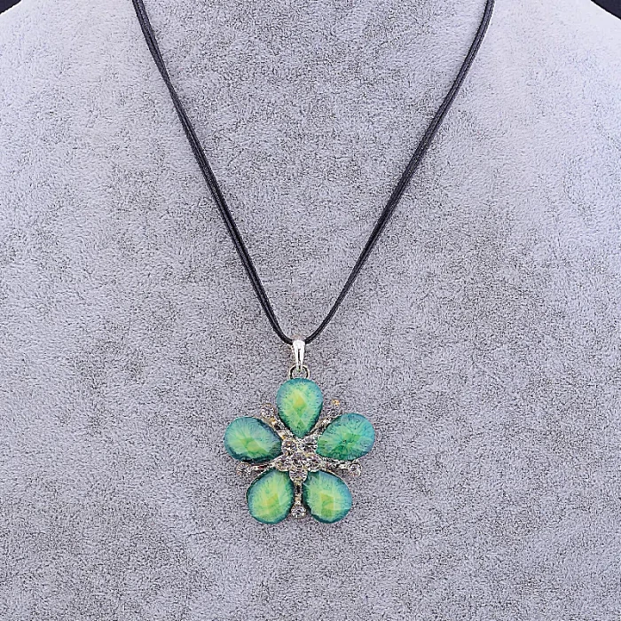 🏷️️ Підвіска квітка Стрази 46 см ss_44787