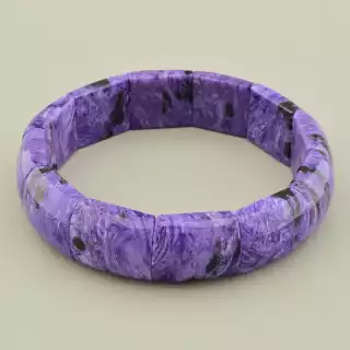 Браслет чароїт (19,5 см, резинка, 18х15 мм, фіолетовий)