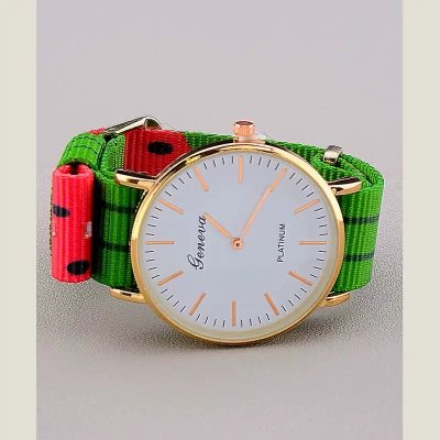 Наручний годинник тканина