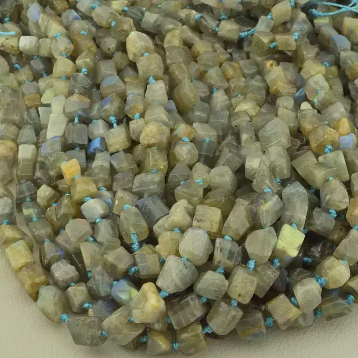 🏷️️ Нитка Лабрадор 45 см. (без застібки) ss_98020