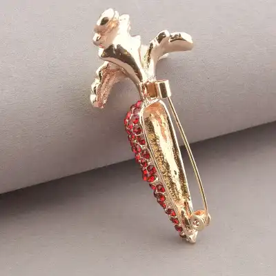 🏷️️ Брошка морква Fashion Сrystal F-72386