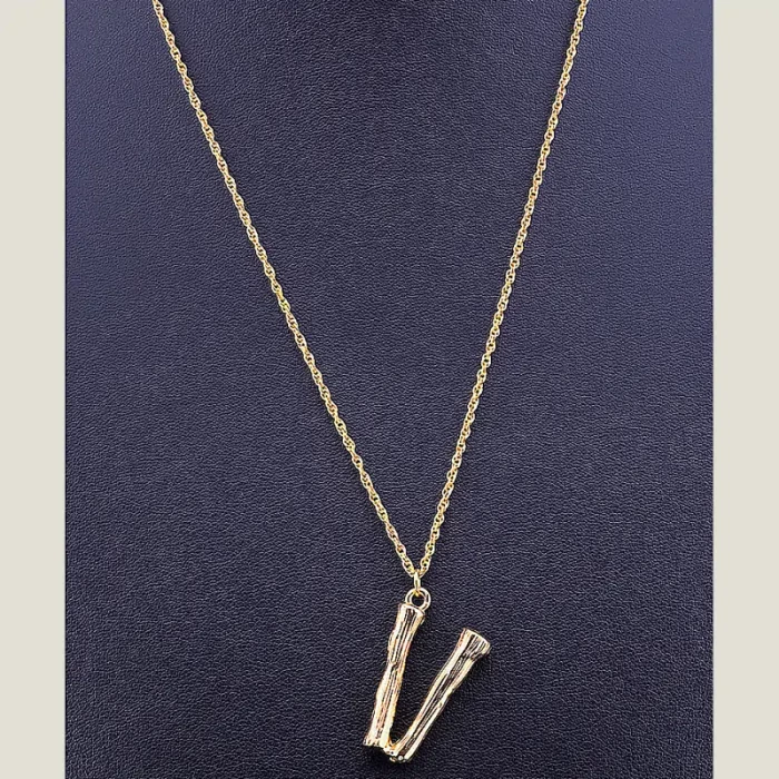 🏷️️ Підвіска літера V Fashion 44 см ss_77434