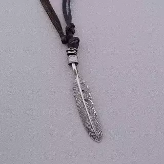 Підвіска перо Шкіра 50 см