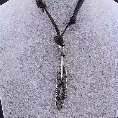🏷️️ Підвіска перо Шкіра 50 см F-30218