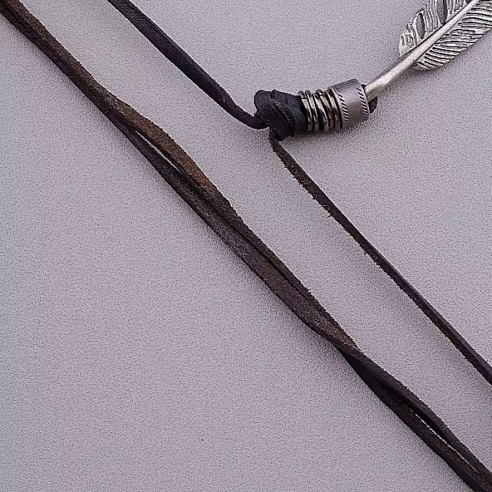 🏷️️ Підвіска перо Шкіра 50 см ss_30218