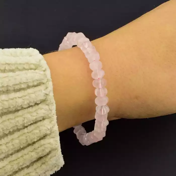 🏷️️ Браслет на резинці Рожевий кварц 18 см F-105834