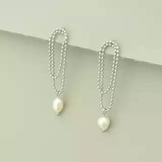 Сережки пусети довгі Xuping Перли (родій)