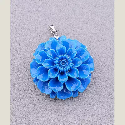 Кулон блакитна квітка полімерна глина