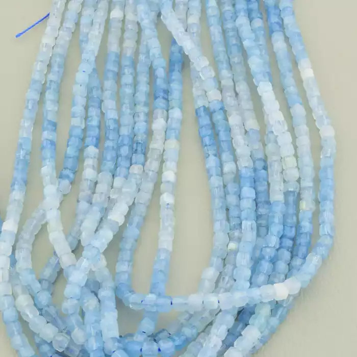🏷️️ Нитка з аквамарином синя, 39 см (грань) ss_104517