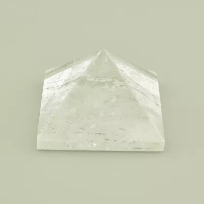 Піраміда Гірський кришталь 39x39x30 48, 7г.