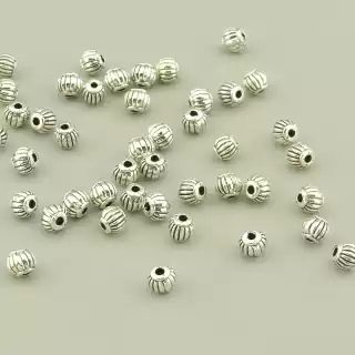 Вставка метал 4x4мм.