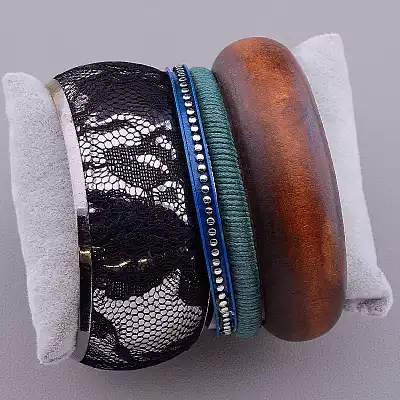 Набір Браслетів 4 шт.