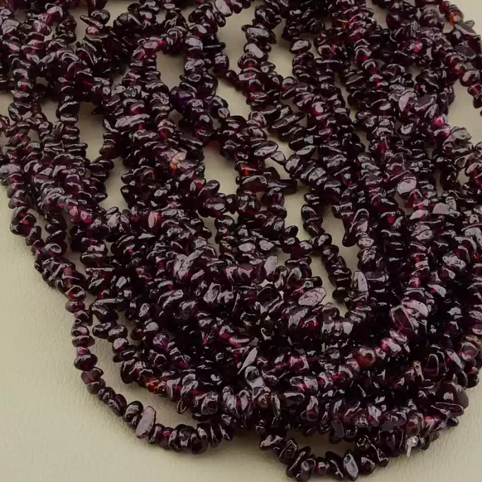 🏷️️ Нитка з гранатом бордова, 78 см ss_104532