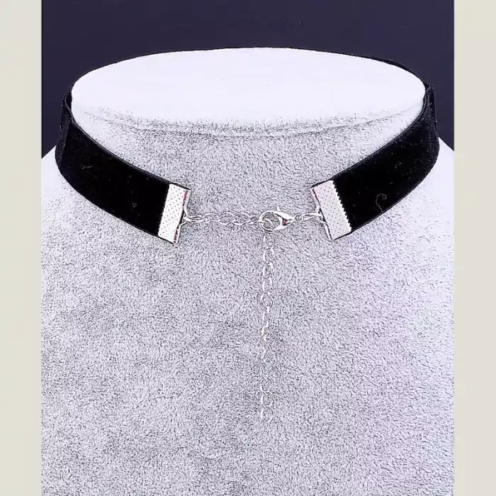 🏷️️ Чокер чорний з квітами FJ Замша 30 см Майорка (застібка карабін) ss_35586