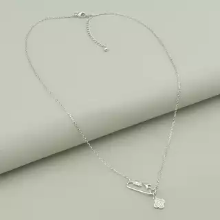 Підвіска шпилька конюшина Saiya Фіаніт 42 см (родій)