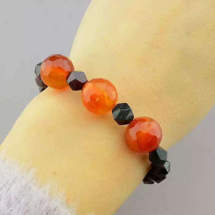 🏷️️ Браслет резинка Сердолік, Гранат 17 см. ss_89124