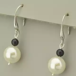 Сережки з підвіскою петля довгі Майорка (родій)