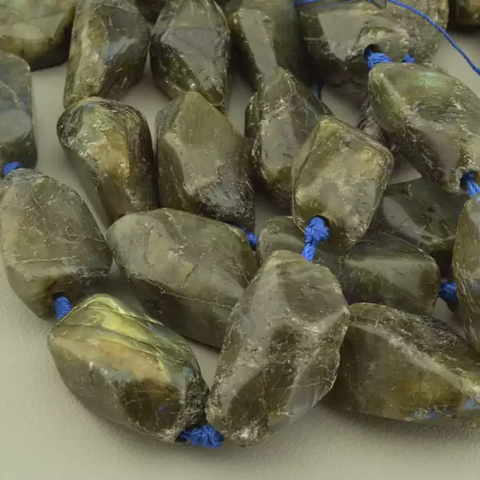 🏷️️ Нитка Лабрадор 40 см. (без застібки) ss_103387